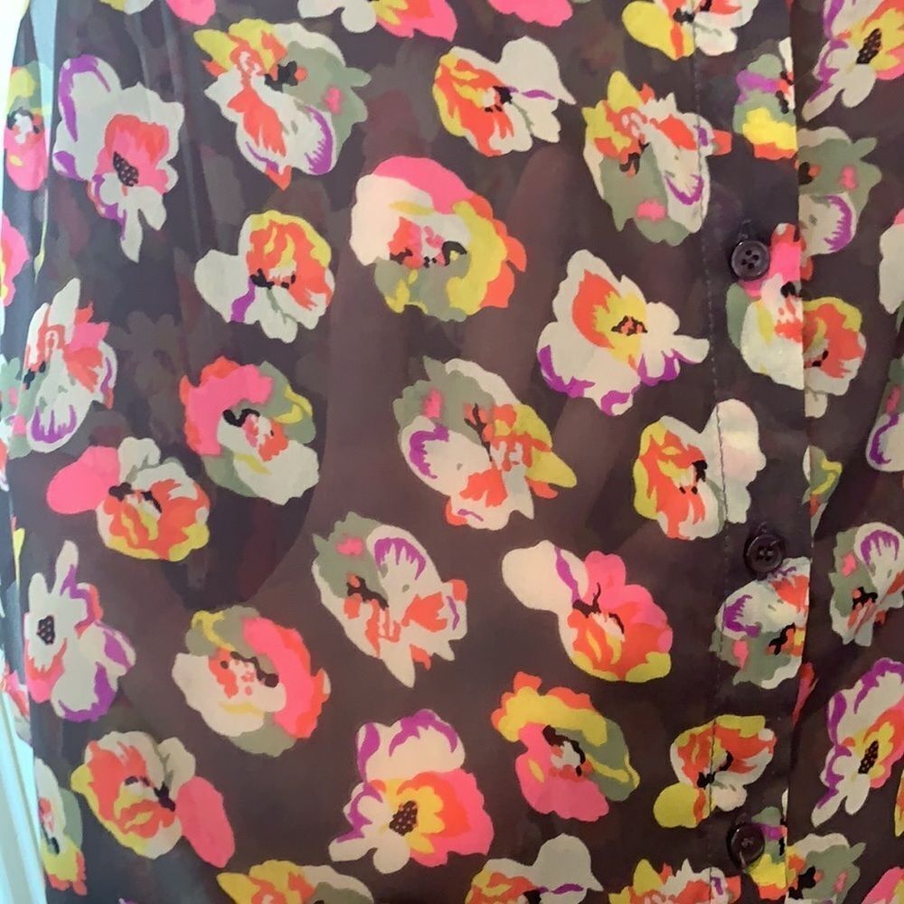 Collective Concepts cold shoulder floral blouse - Picture 4 of 7